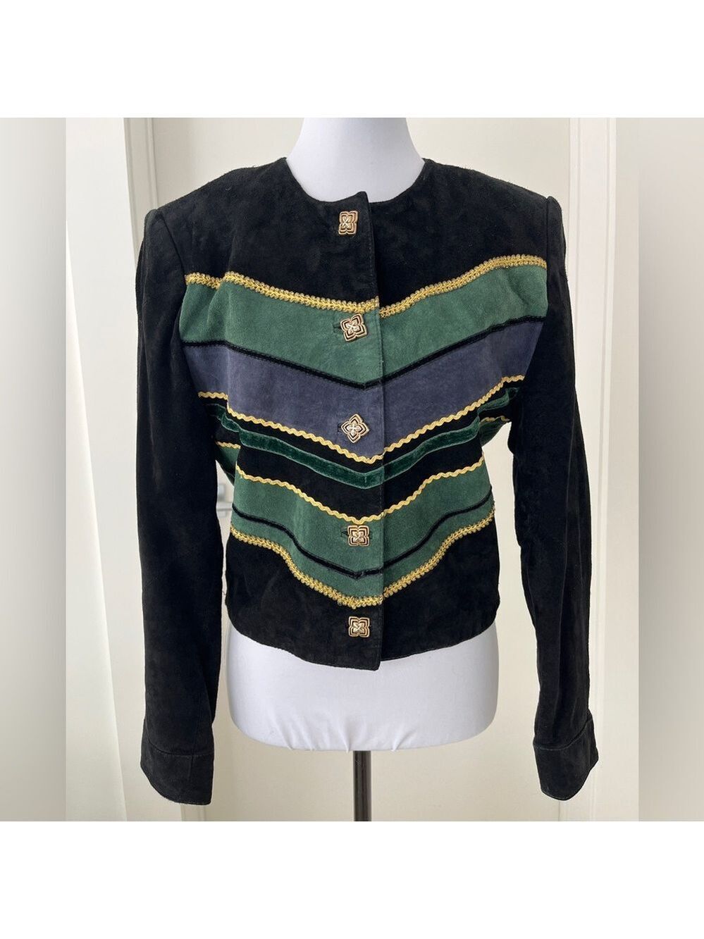 DINO'Z Vintage Suede Cropped Jacket Button Front Chevron Statement Maximalism